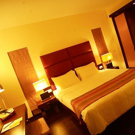 Hotel Metropole Calcutta Exterior foto