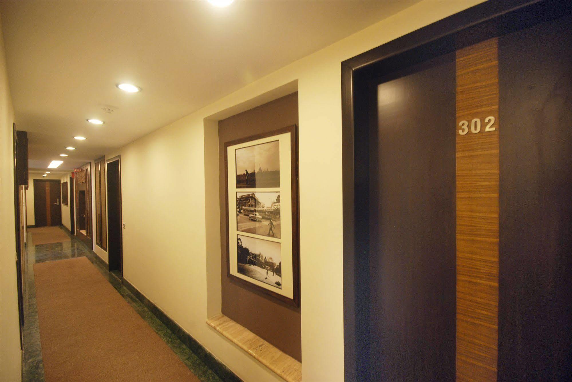 Hotel Metropole Calcutta Exterior foto