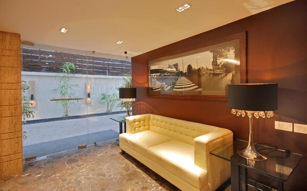 Hotel Metropole Calcutta Exterior foto